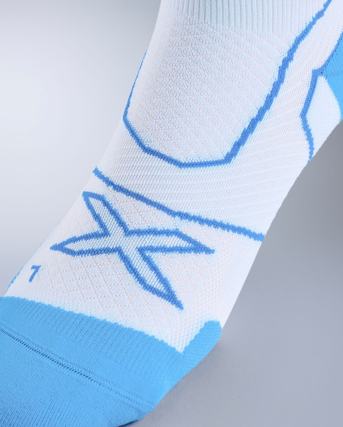 Vectr Cushion Crew Socks, Moonstone/Silverlake Blue
