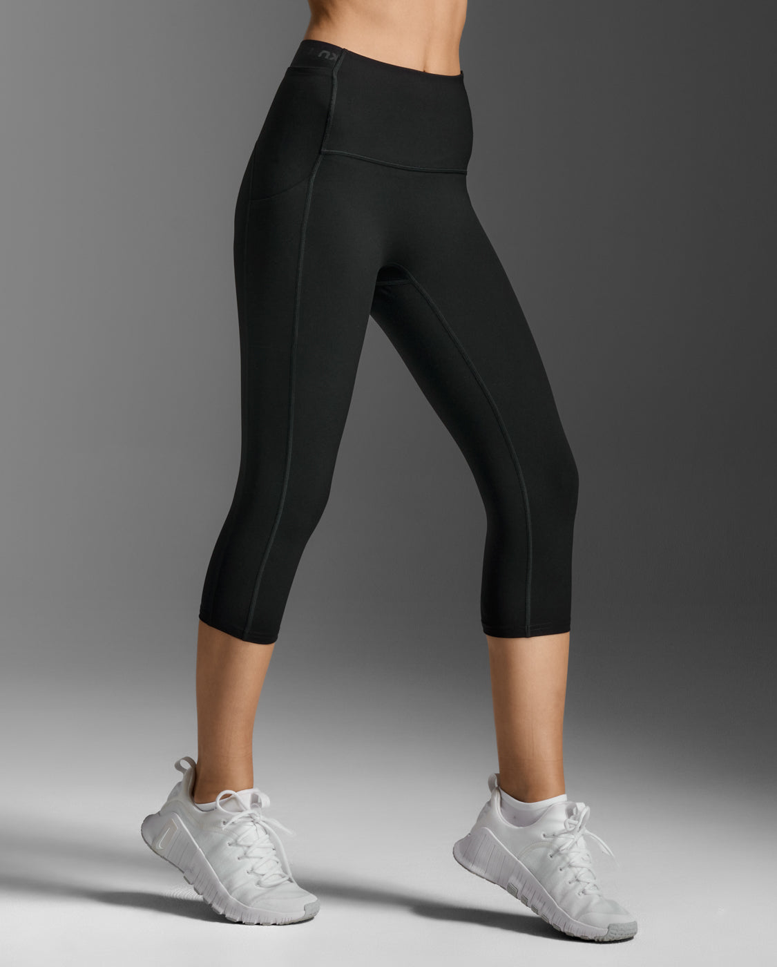 Form Stash Hi-Rise Compression 3/4 Tights, Black/Black