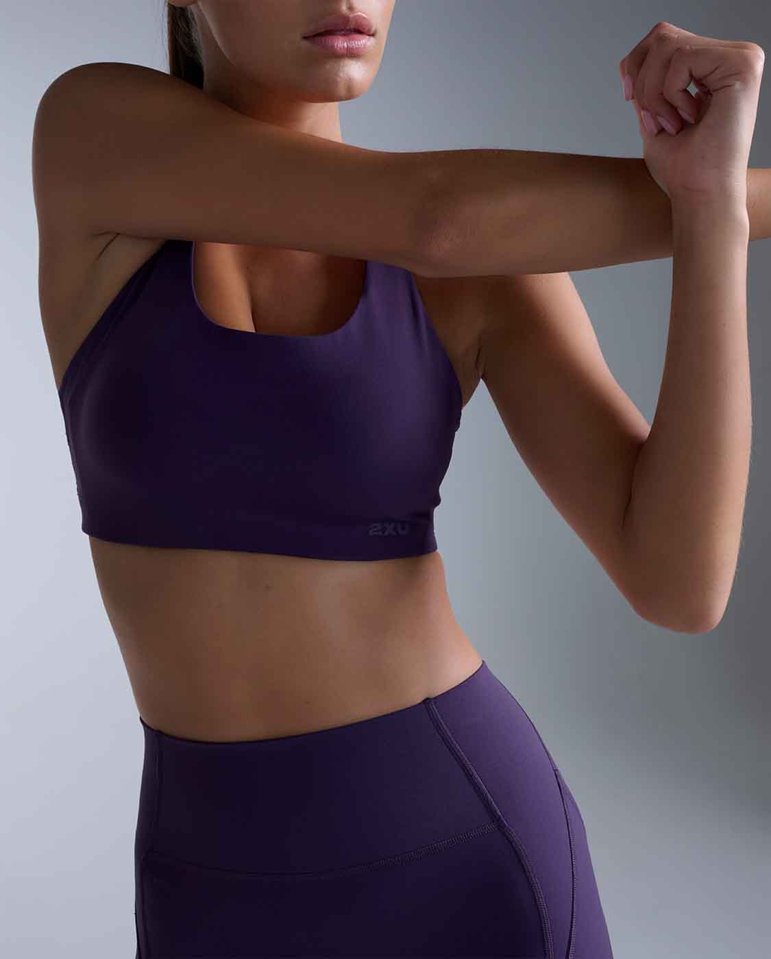 Form Strappy Low Impact Bra, Velvet Purple/Velvet Purple
