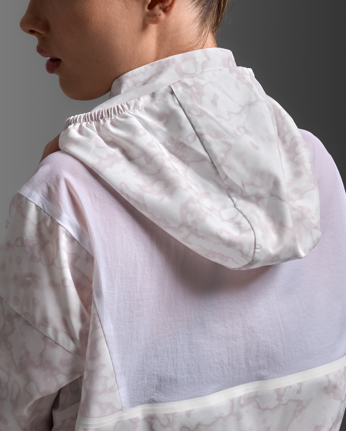 Aero Sheer Windbreaker, White Breccia/White Reflective