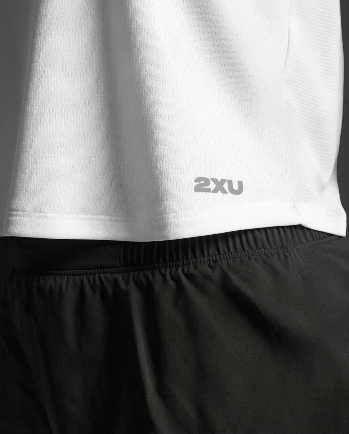 Aero Mesh Crop Tank, White/Silver Reflective