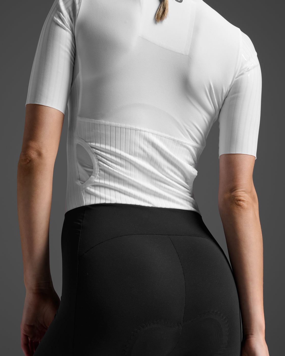 Black/White